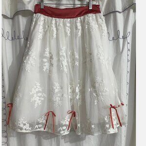 Disney Dress Shop Mary Poppins Epcot UK Pavilion White Skirt Size Medium